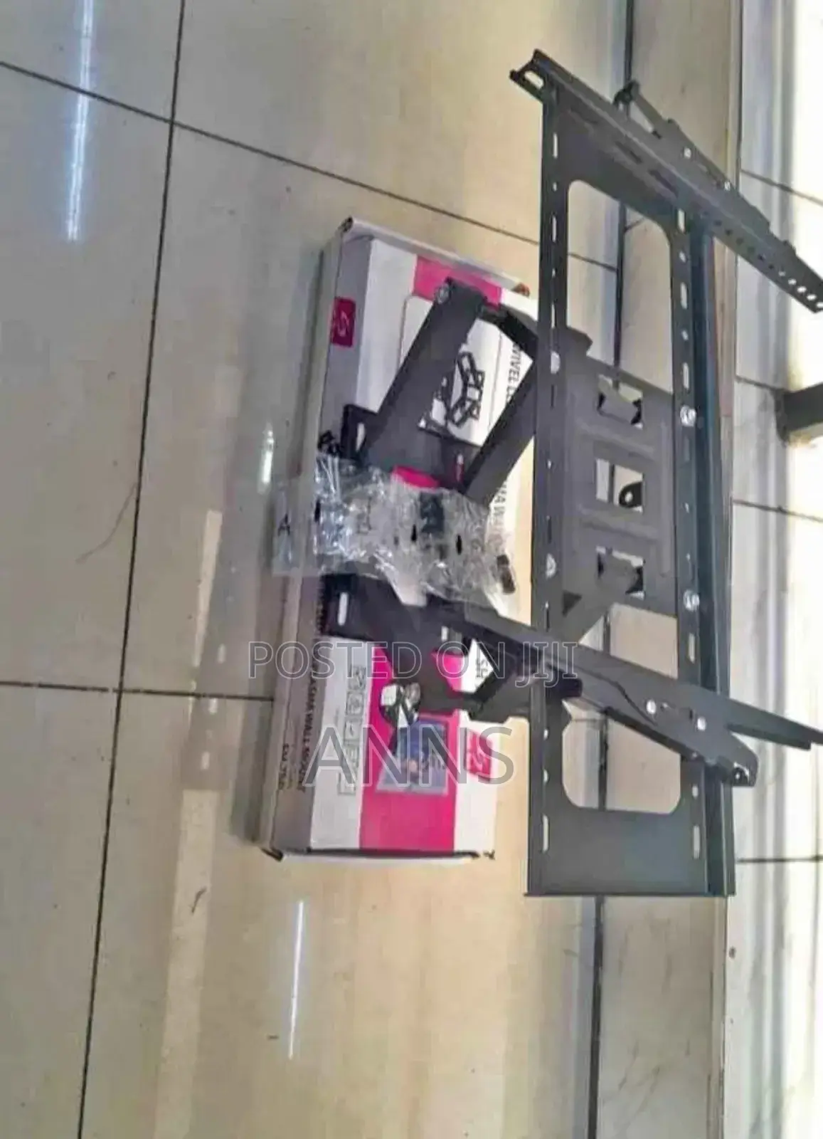 Double Arm Tv Wall Bracket (Black)