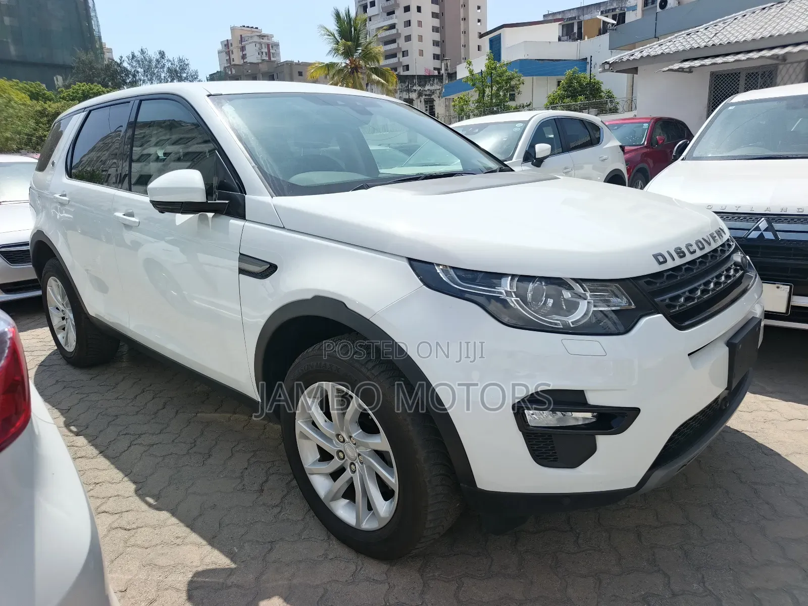 Land Rover Discovery Sport HSE 2019 White