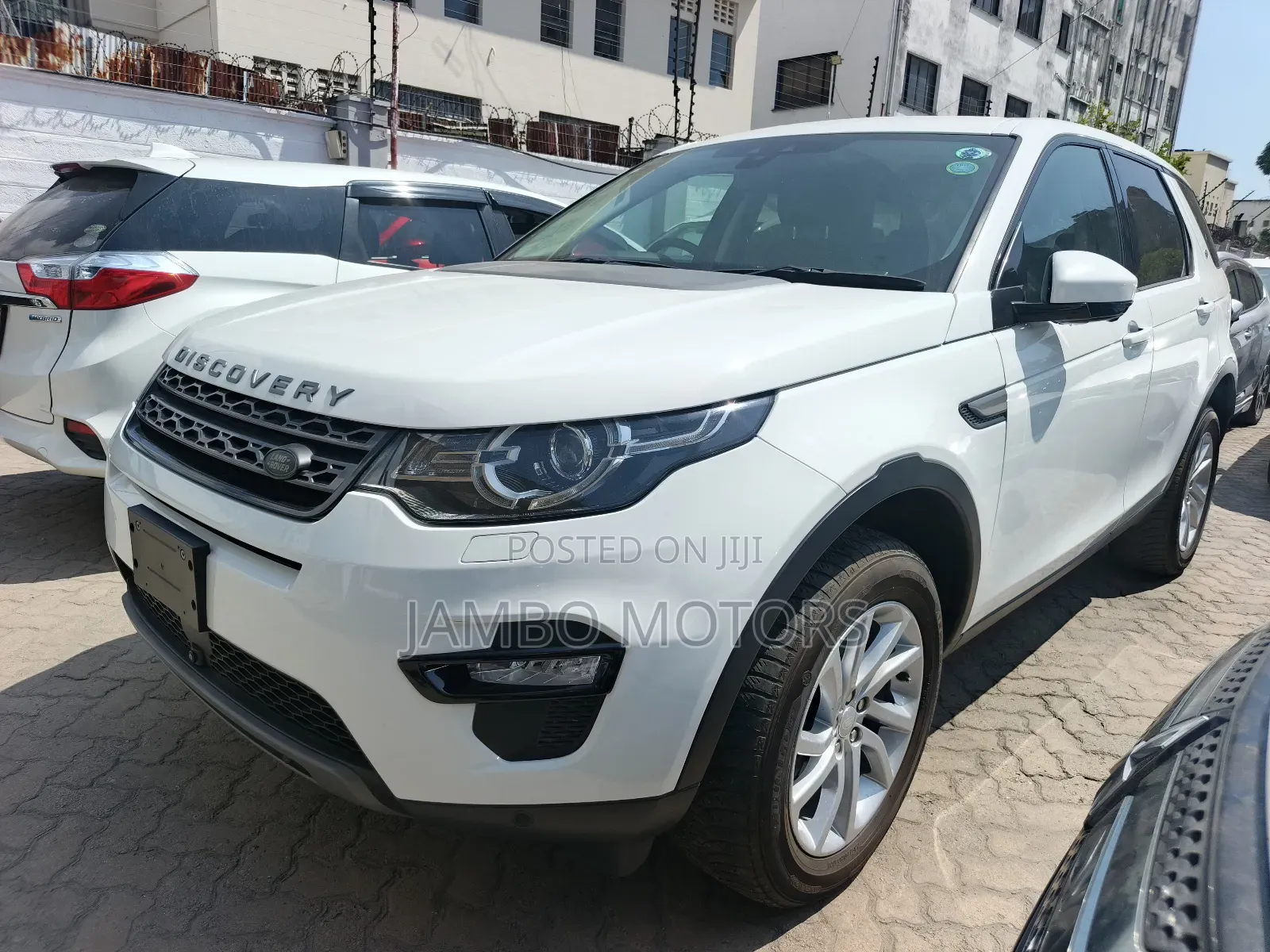Land Rover Discovery Sport HSE 2019 White