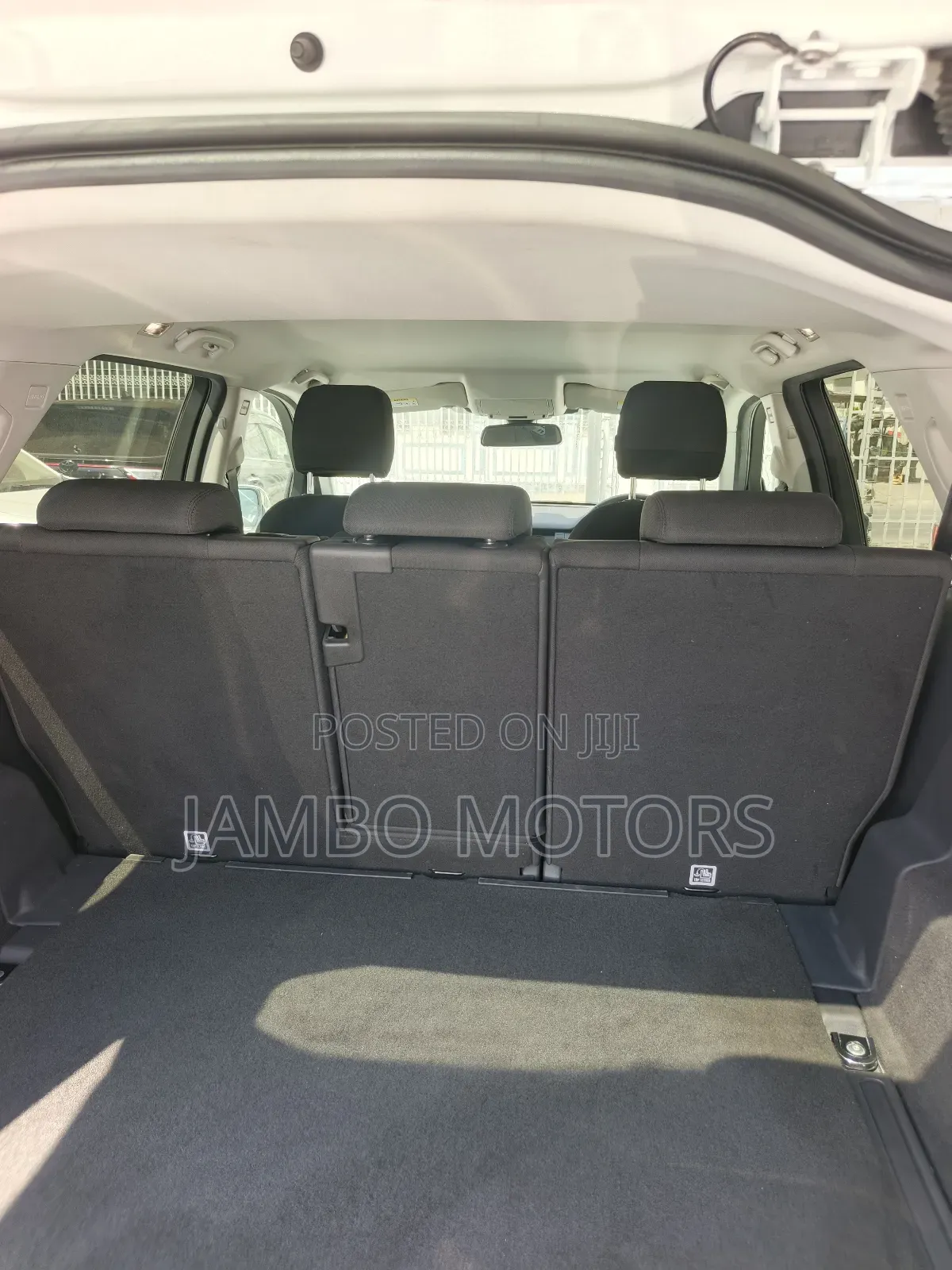 Land Rover Discovery Sport HSE 2019 White