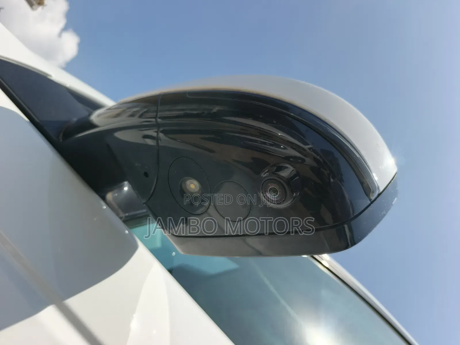 Land Rover Discovery Sport HSE 2019 White