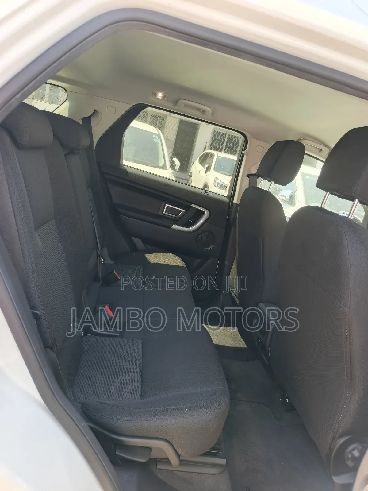 Land Rover Discovery Sport HSE 2019 White
