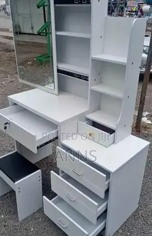 White Classic Dressing Table With a Wide Sliding Mirror