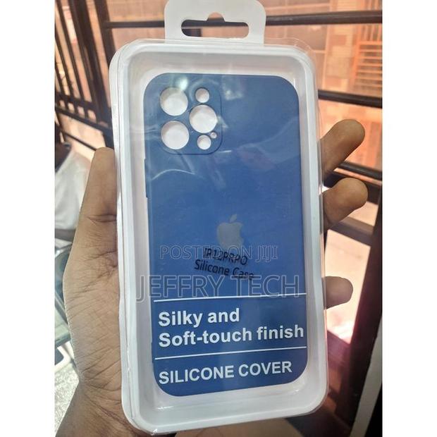 iPhone 12 Pro Silicone Cover -Blue - main view