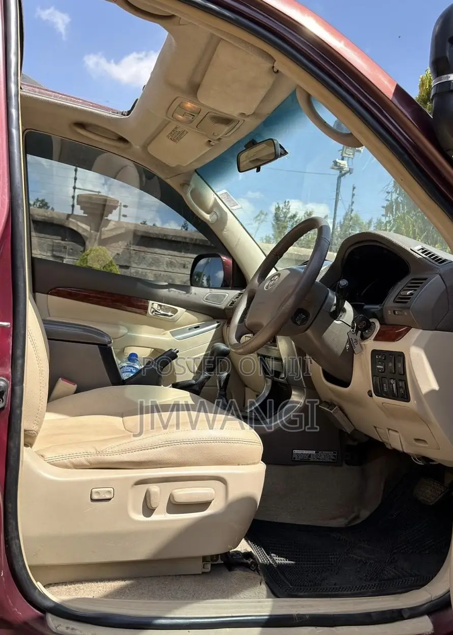 Toyota Land Cruiser Prado 2007 Maroon