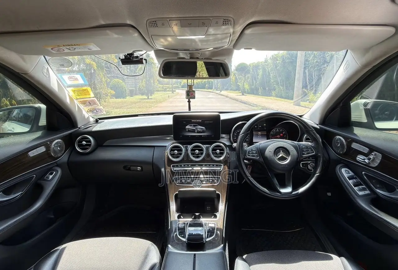 Mercedes-Benz C200 2016 White