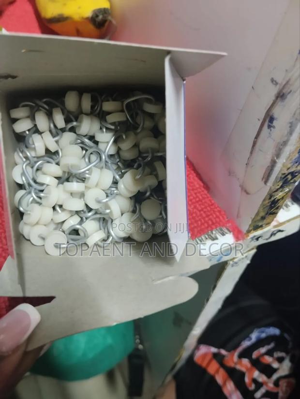 100 Pieces Traditional Curtain Rail Runners