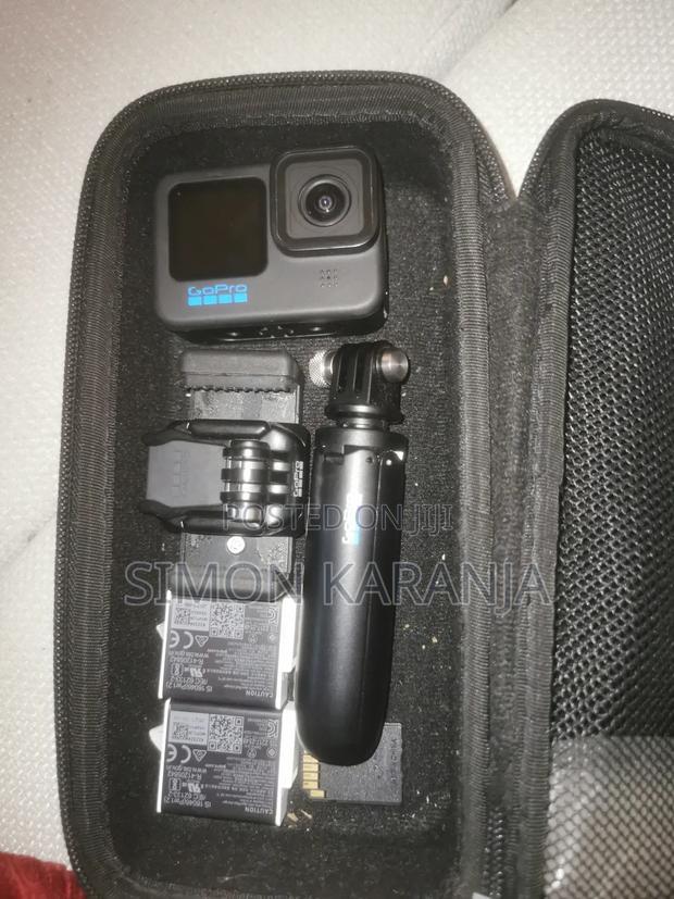 Go Pro Hero 11 Black + Stand + Led Light - thumbnail 4