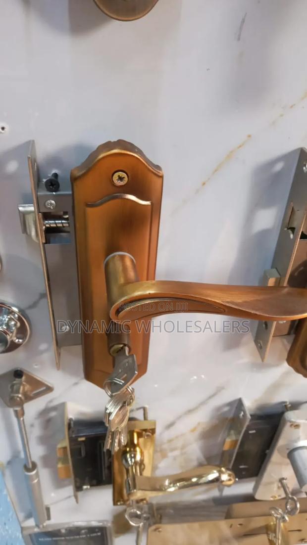 Curved Brass Door Lock Set - main view