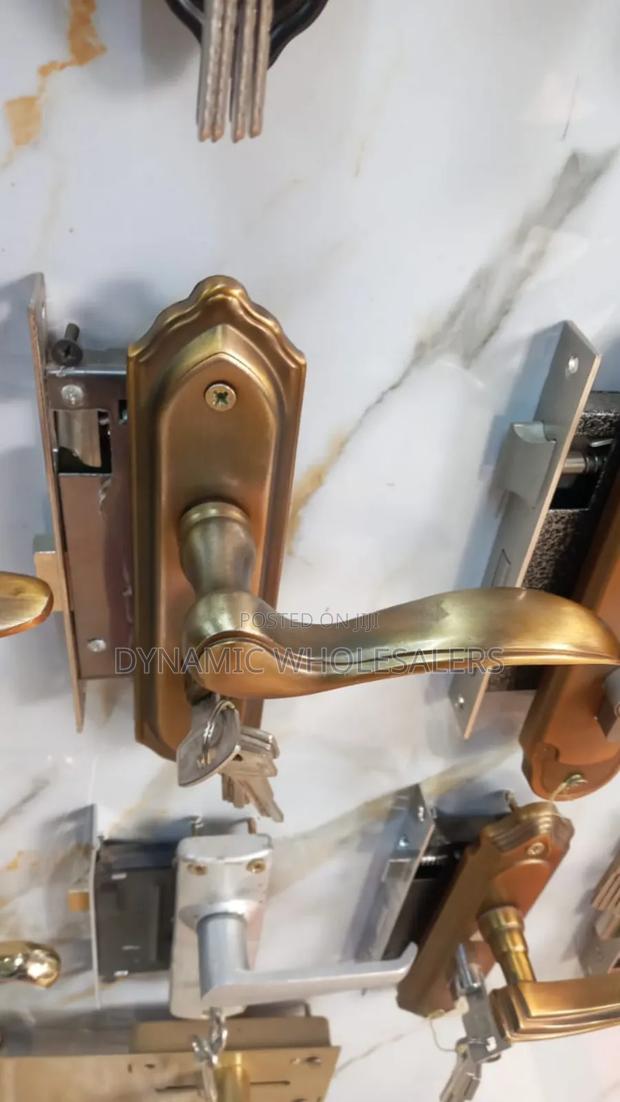 Moment Door Lock Set, - main view