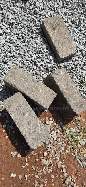 Ndarugo Machine-cut Stones