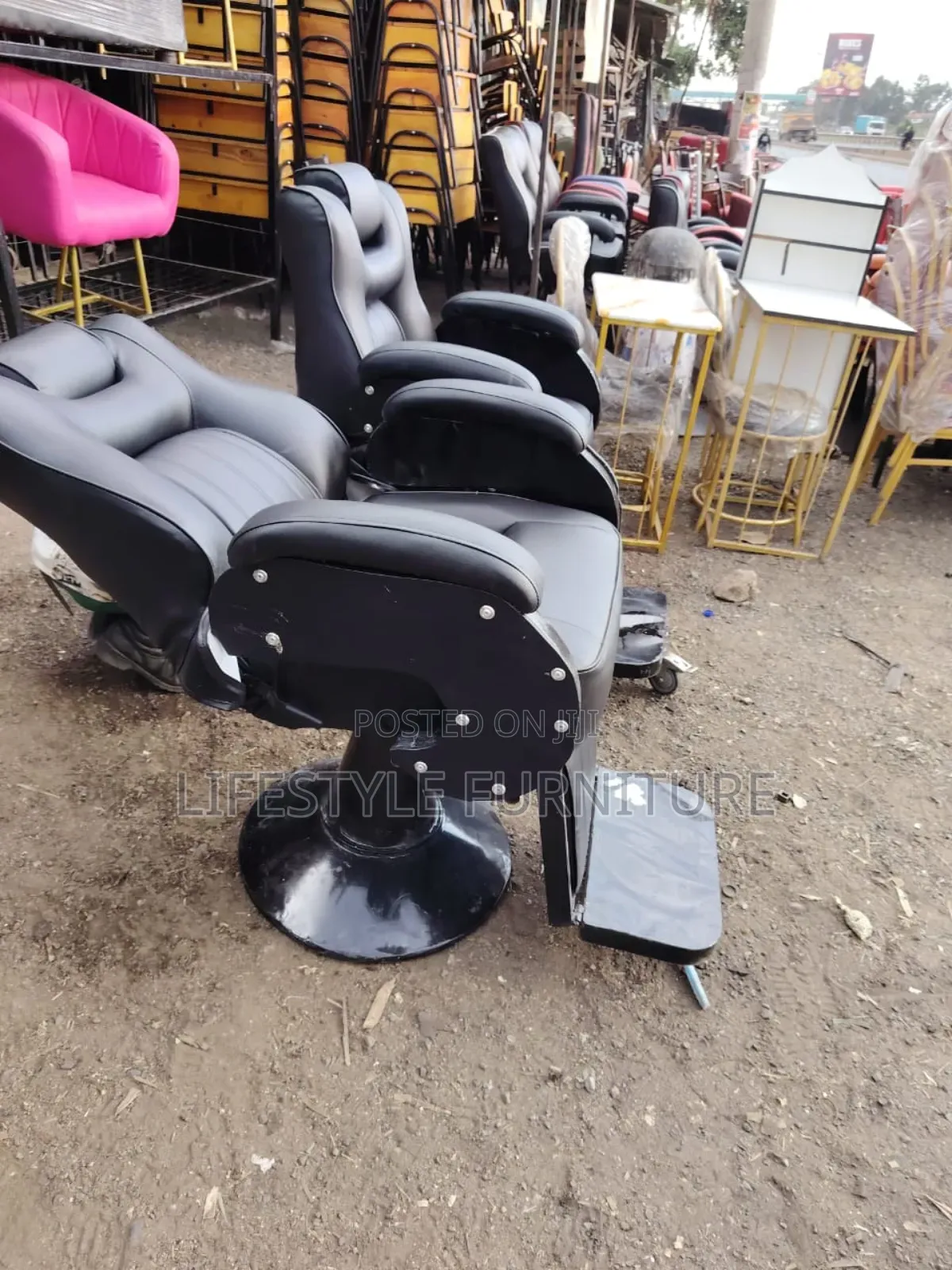 Reclining Barber Chairs