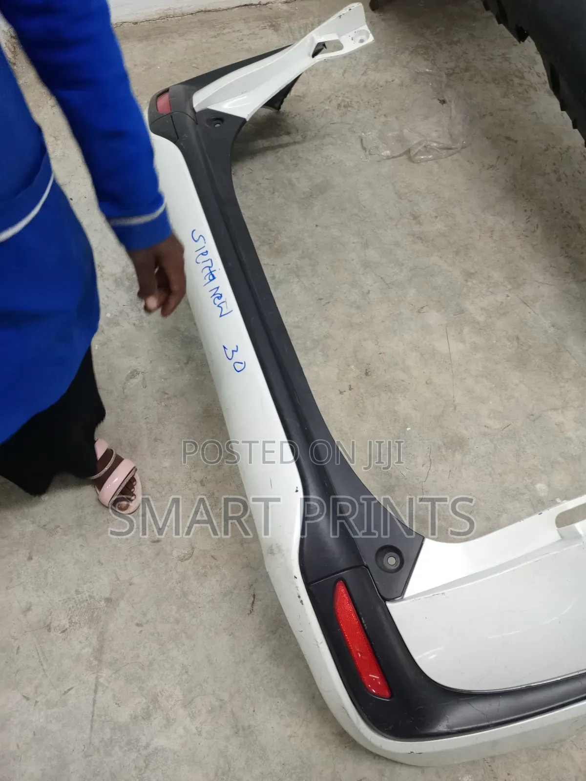 Genuine Ex Japan Toyota Sienta Back Bumper Available