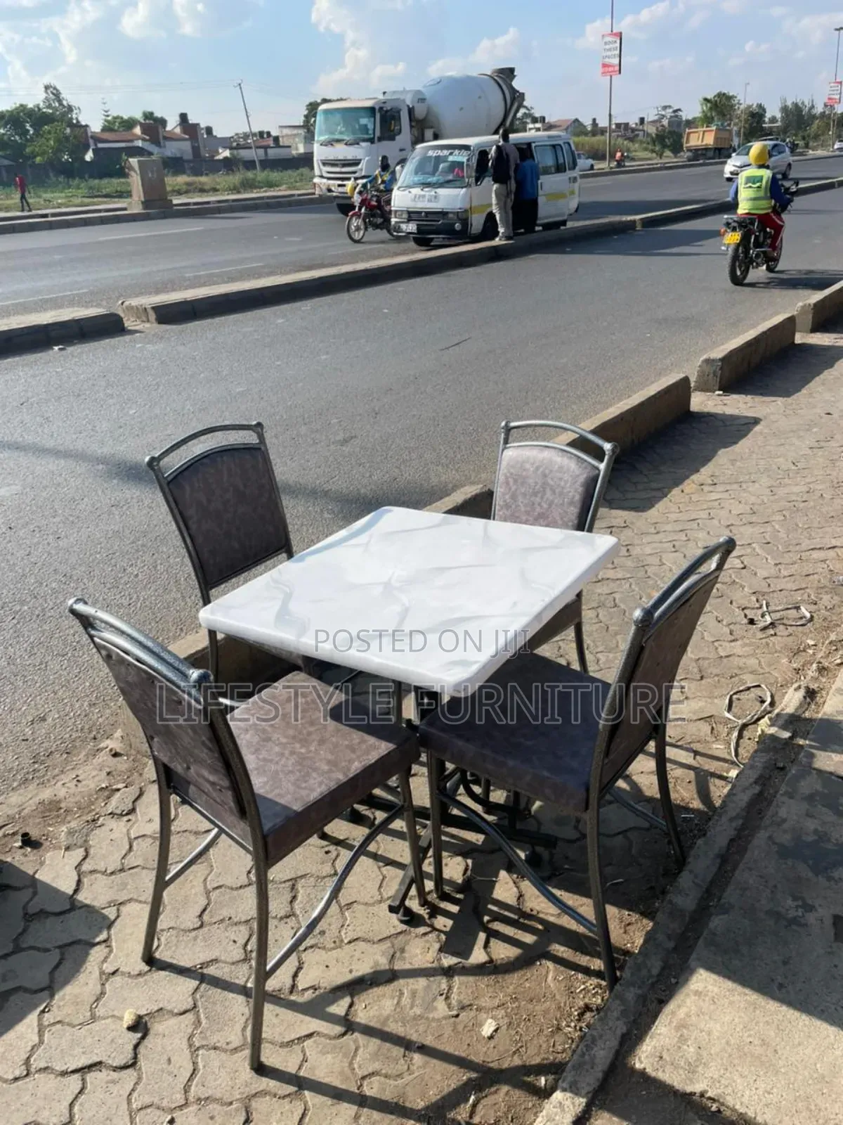 Hotel Tables And Seats