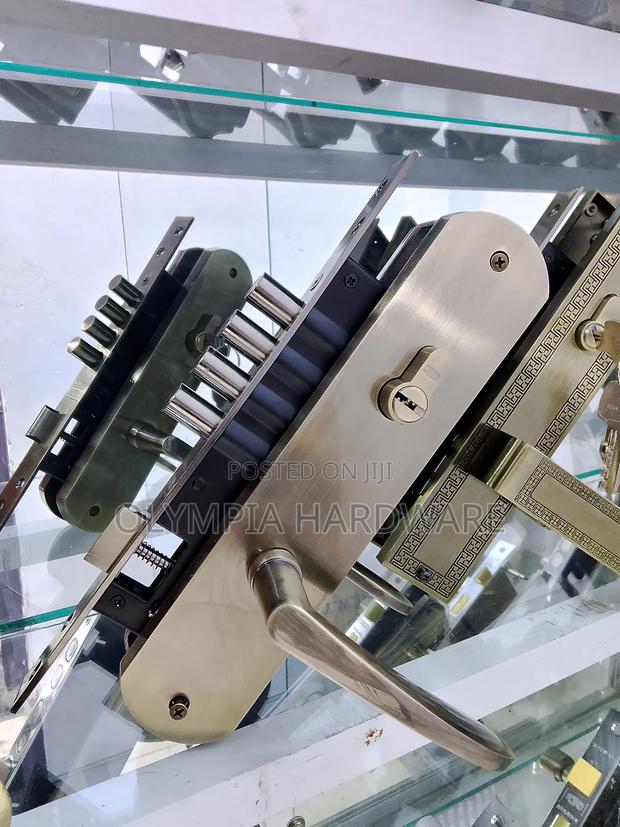 Door Lock (Keyed ) - thumbnail 3