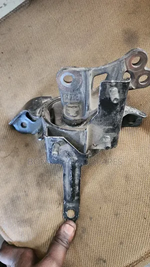 Wagon R Gearbox Mounting