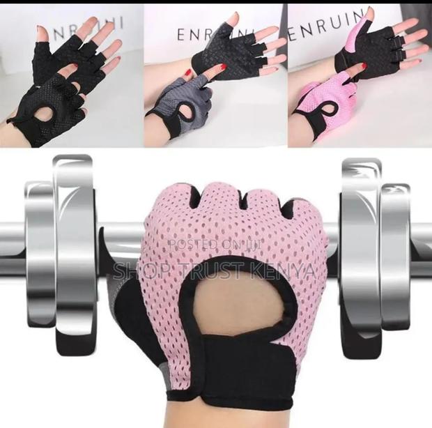 Gym Gloves - main view