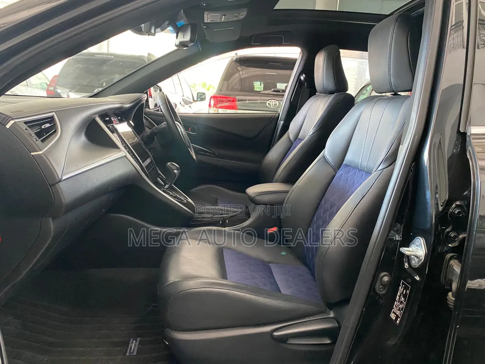 Toyota Harrier 2019 Black