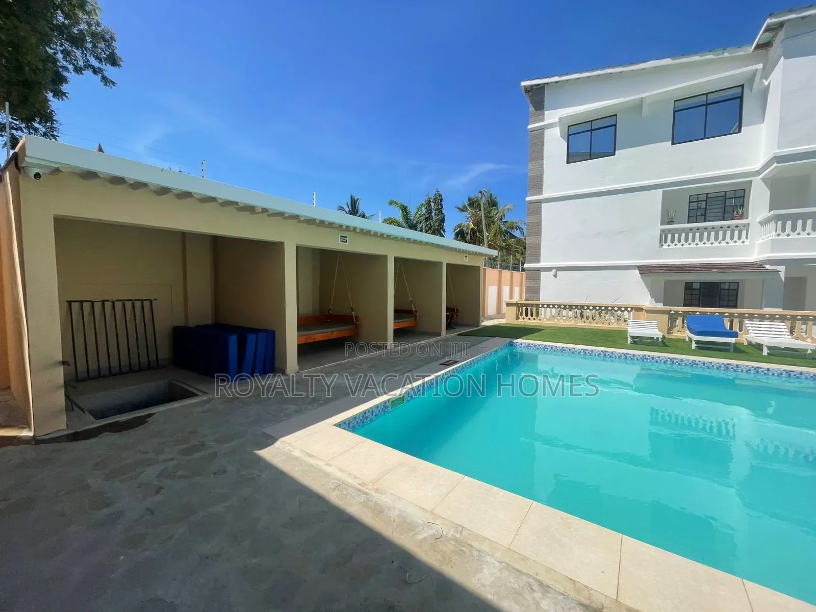 1br Apartment Da-Azizi Diani