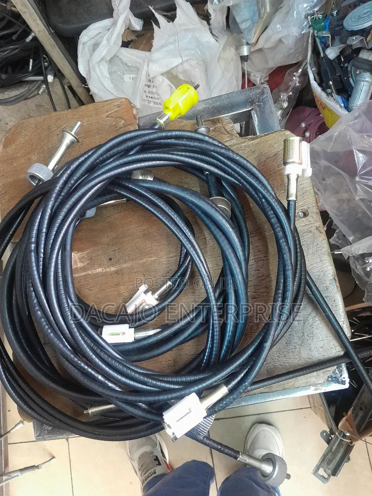 Quality Speedometer Cables of Hilux, Nissan