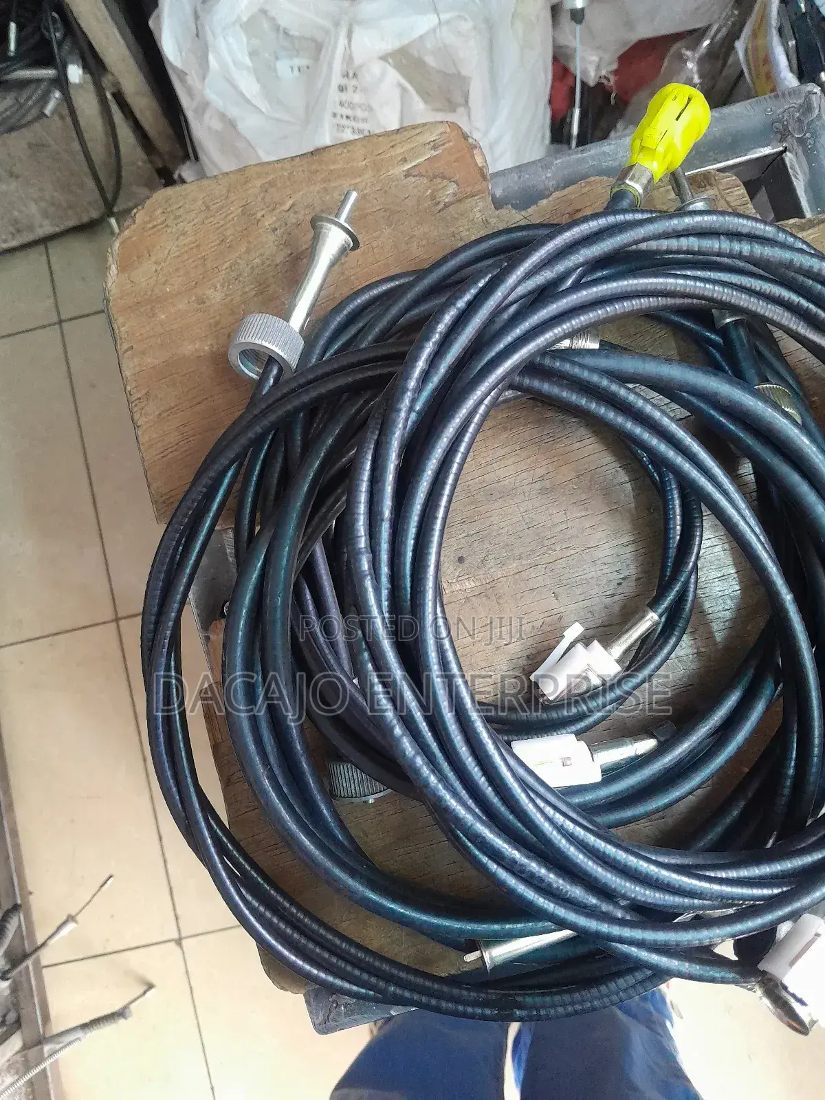 Quality Speedometer Cables of Hilux, Nissan
