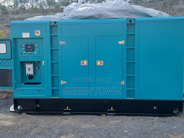 200kw ,250kva Cummins Powerbackup Generator With Canopy - main view
