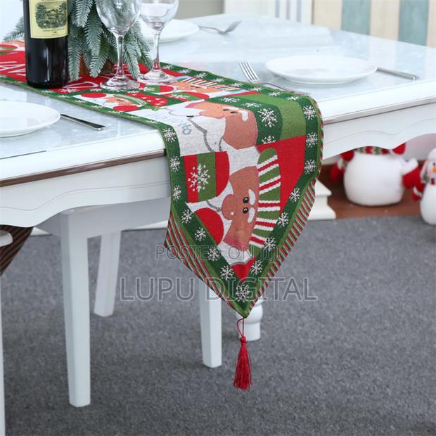 *Elegant Christmas Themed Table Runners With Tassels - thumbnail 2