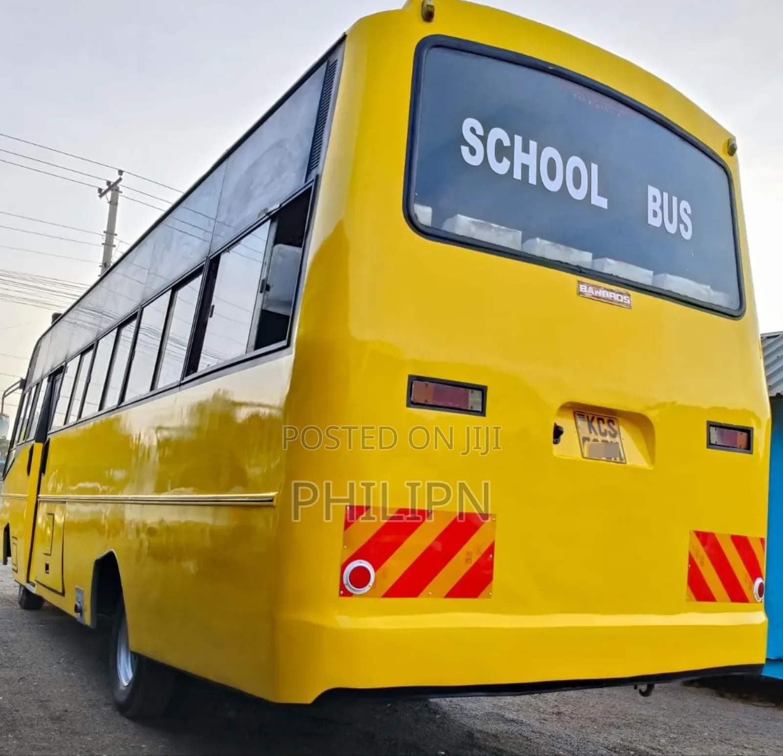 Bus 2017 Beige