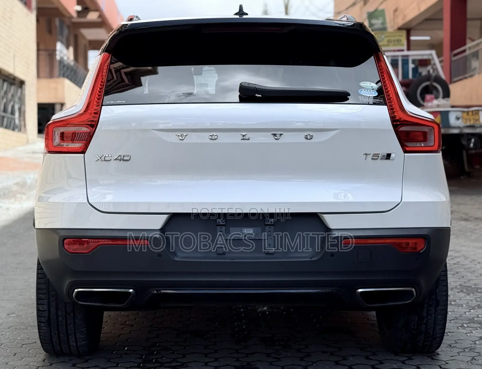 Volvo XC40 T5 Petrol AWD 2019 Pearl