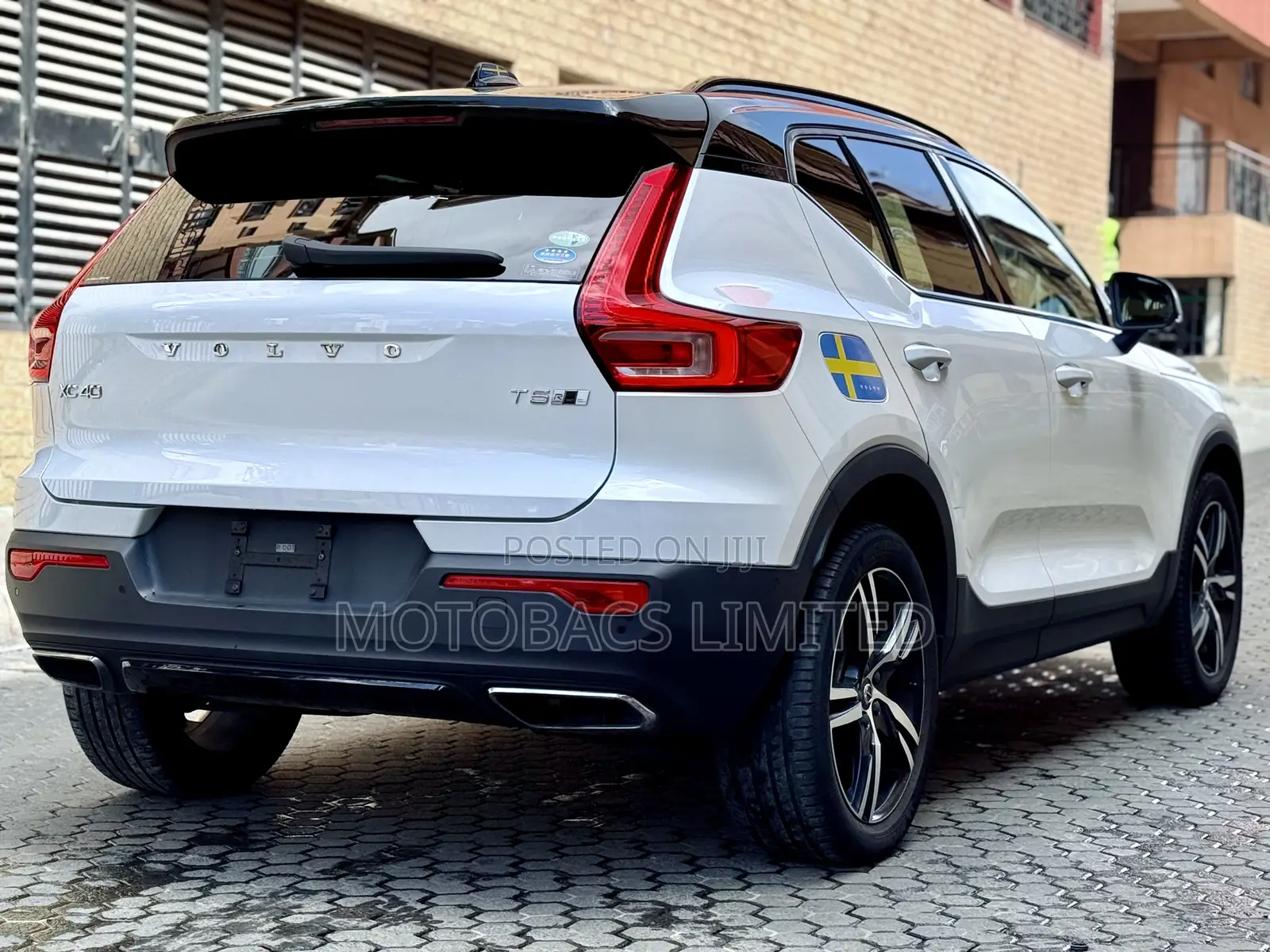 Volvo XC40 T5 Petrol AWD 2019 Pearl