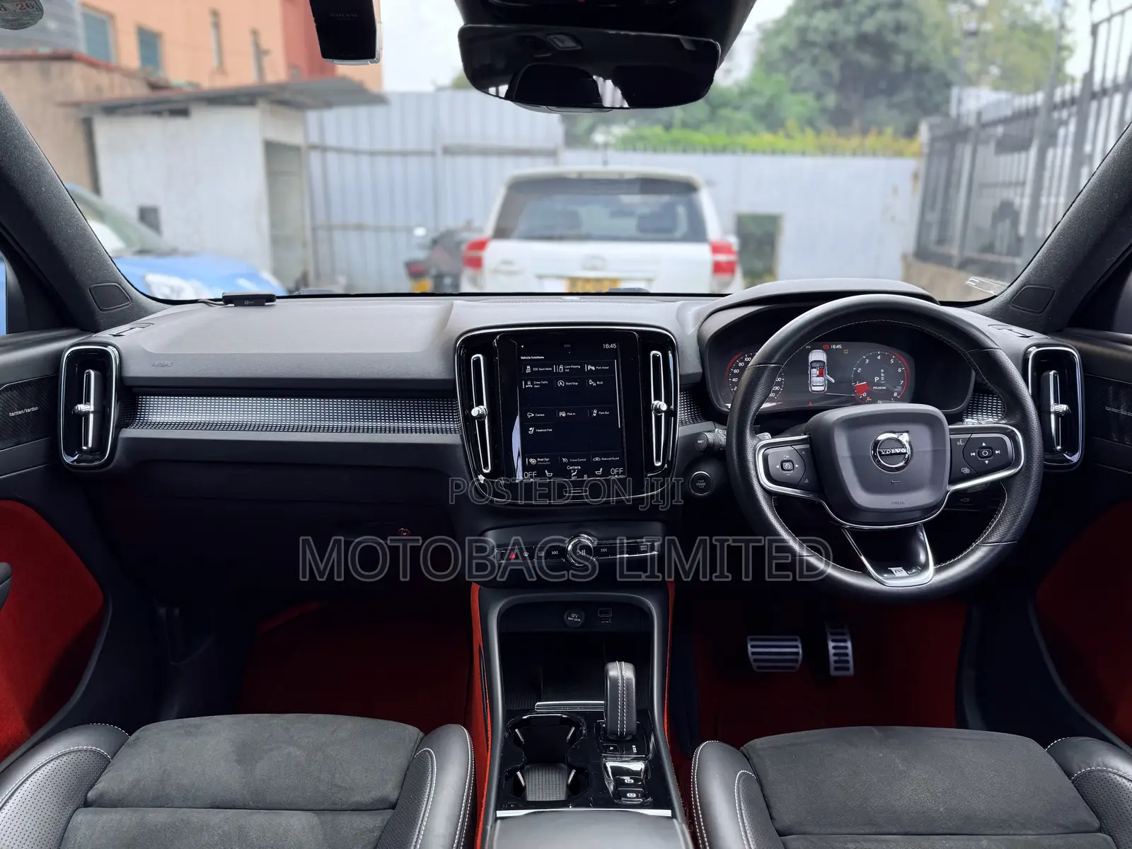 Volvo XC40 T5 Petrol AWD 2019 Pearl