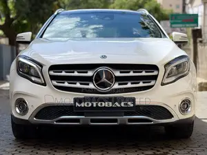 Mercedes-Benz GLA-Class 2018 Pearl