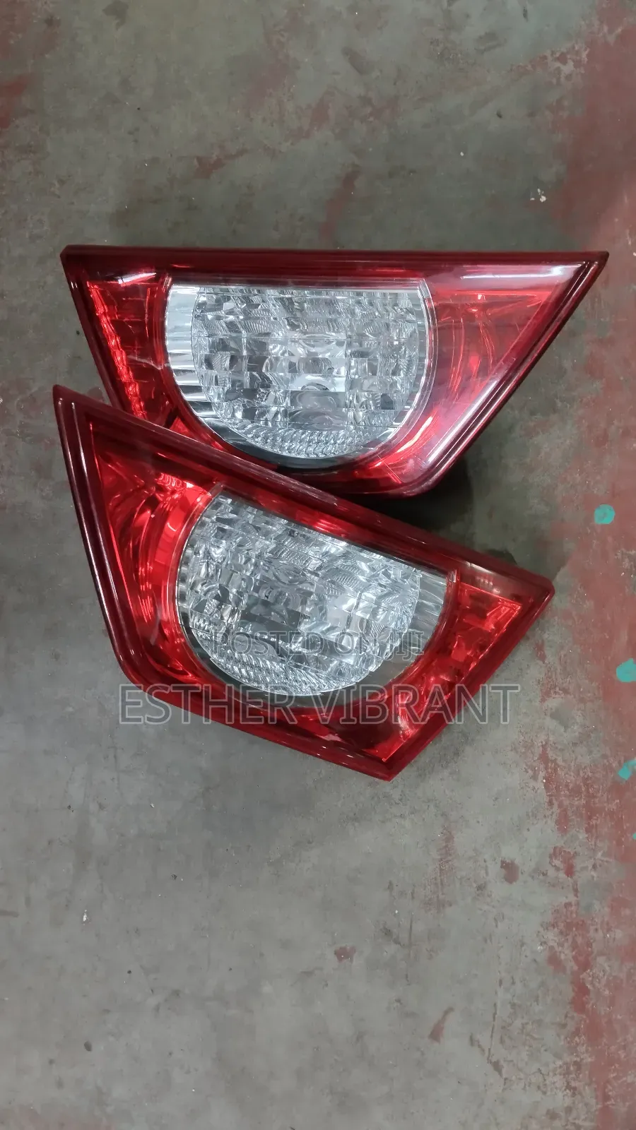 Toyota Mark X Bootlights