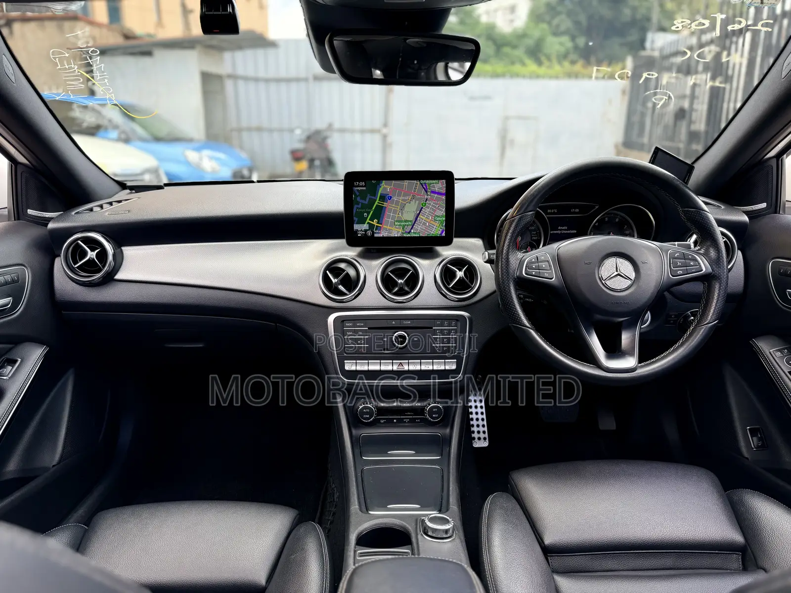 Mercedes-Benz GLA-Class 2018 Pearl
