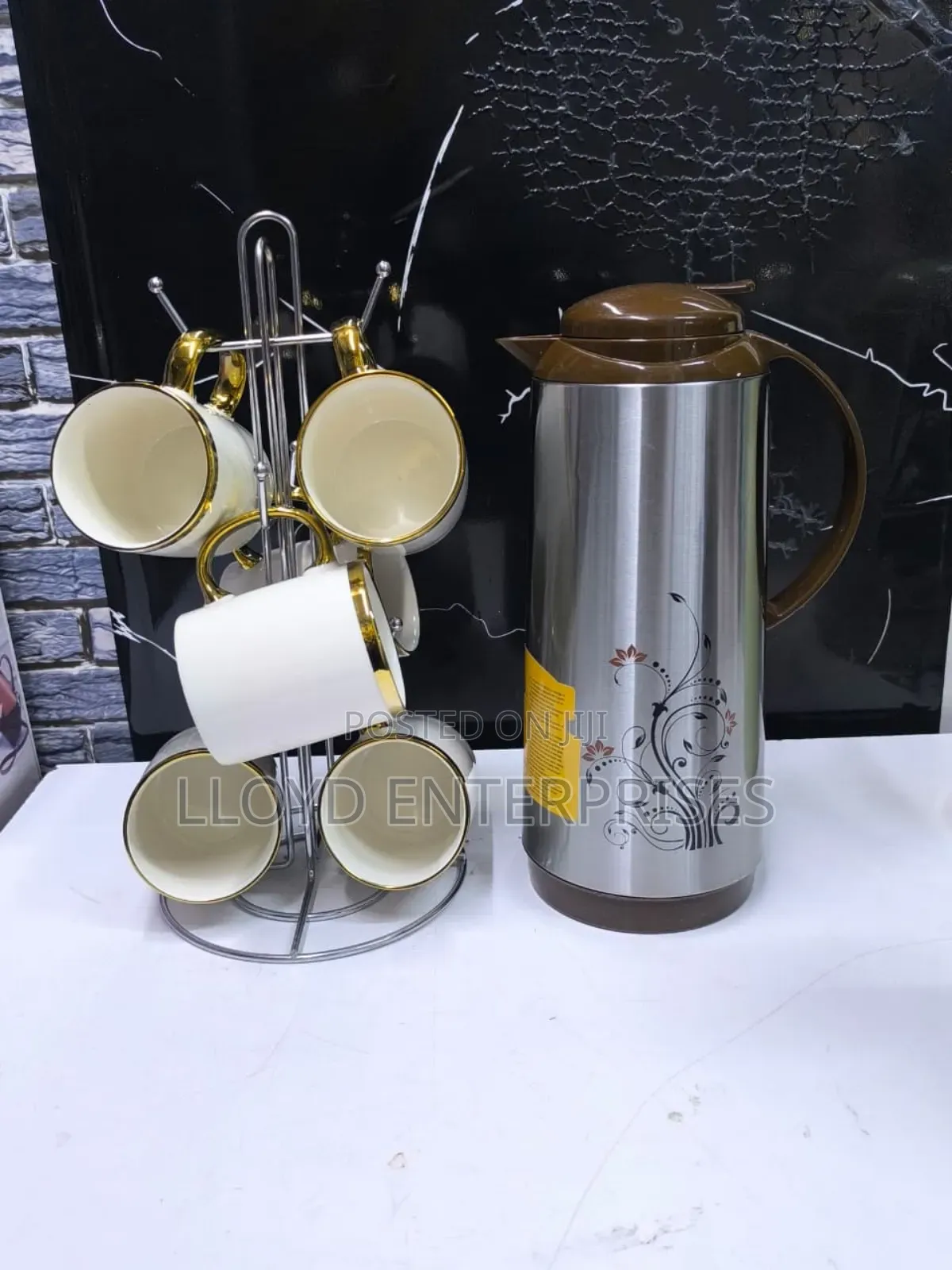 Tea Set With 1.7l Flask