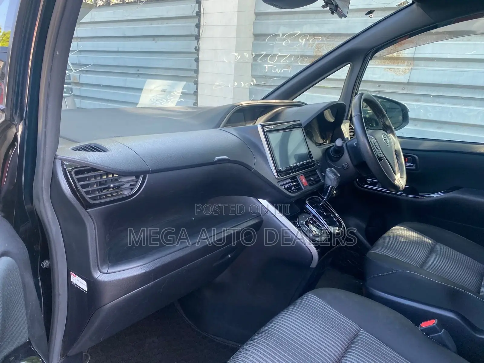 Toyota Voxy 2019 Blue