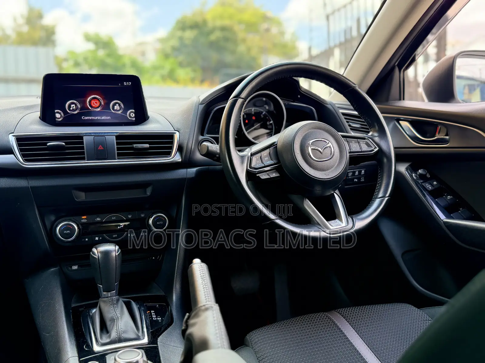 Mazda Axela 2018 Pearl
