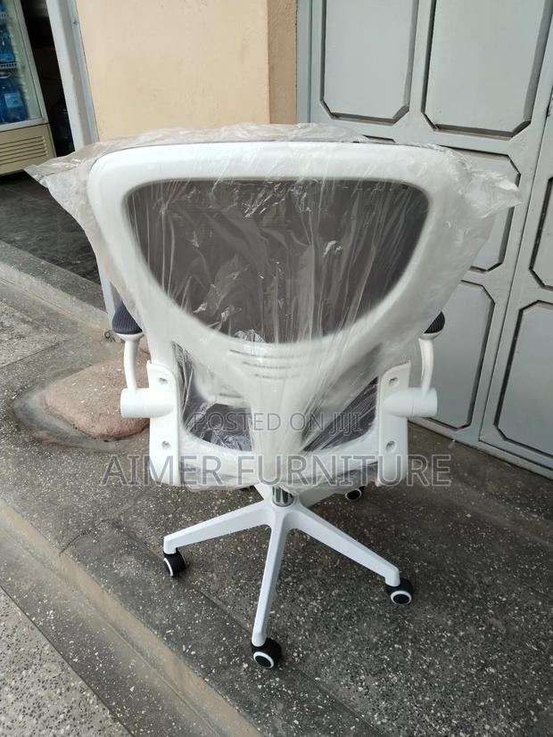 Medium Back Office Chair - thumbnail 2