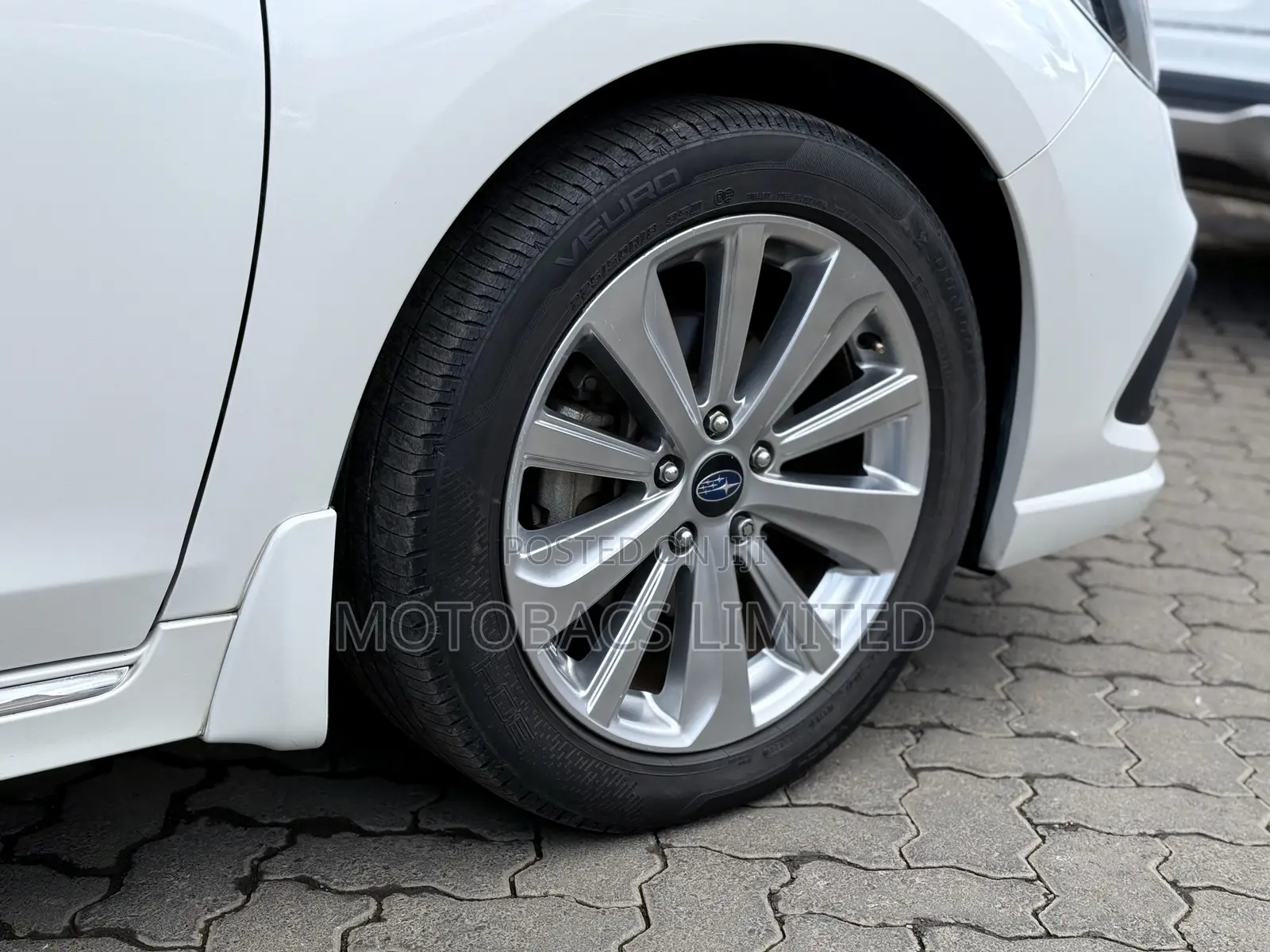 Subaru Legacy 2.5i Limited AWD 2018 Pearl