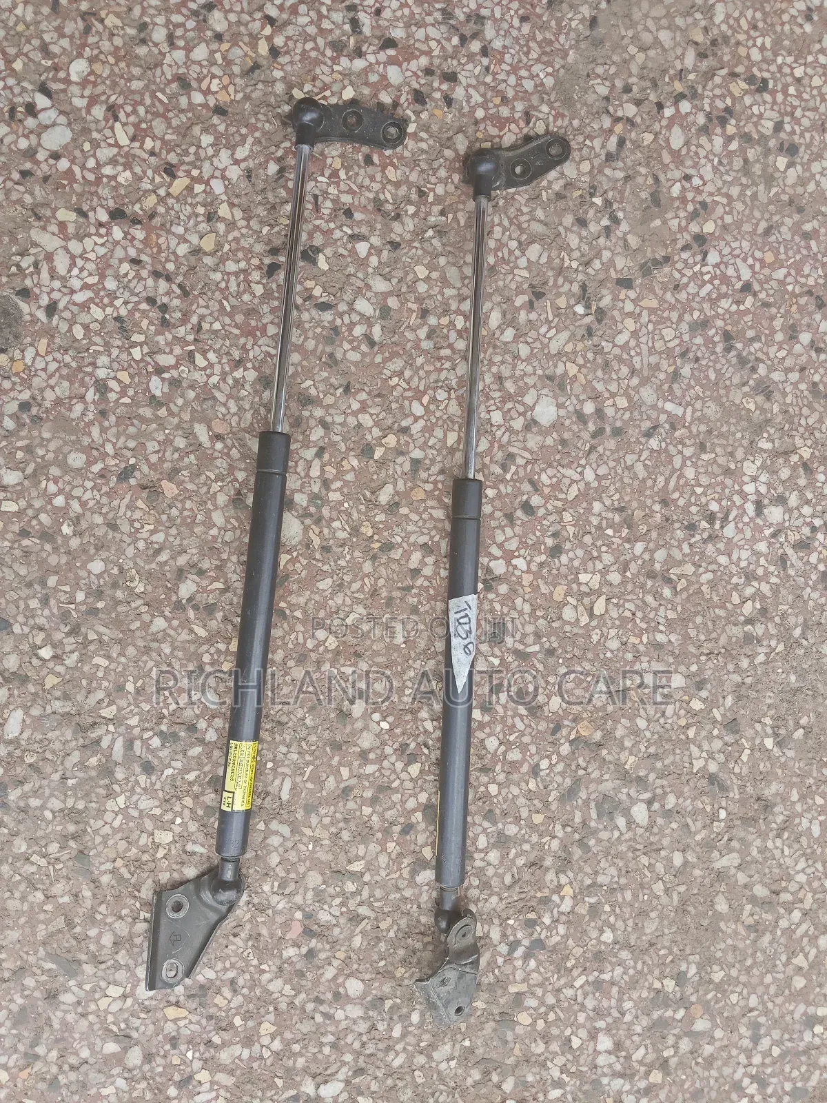 Boot Shock Toyota Opa