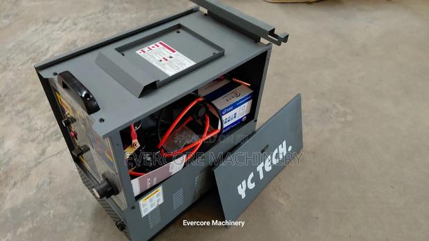Heavy Commercial Mig Welding Machine for Industrial Duties