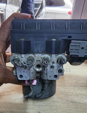 Abs Pump Toyota Mark X