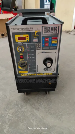 Industrial Mig Welder Machine Single Phase Output.
