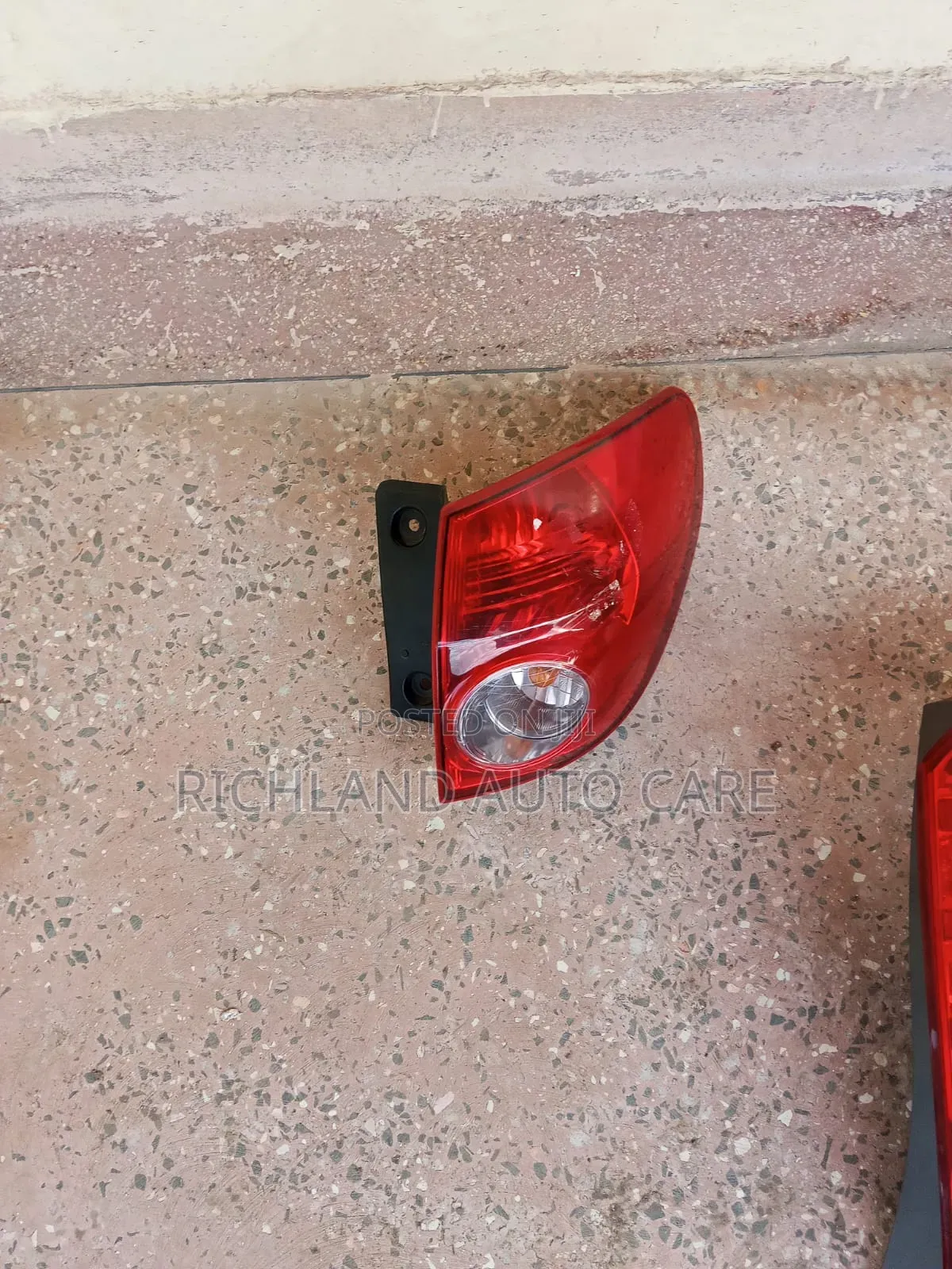Taillights Nissan Wingroad Y12