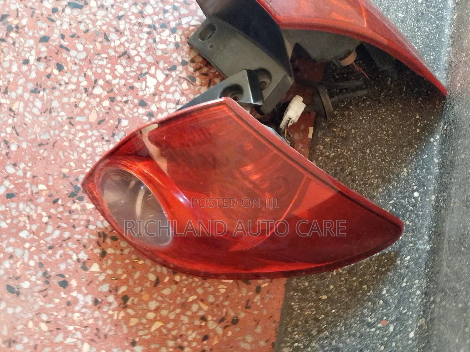 Taillights Nissan Wingroad Y12