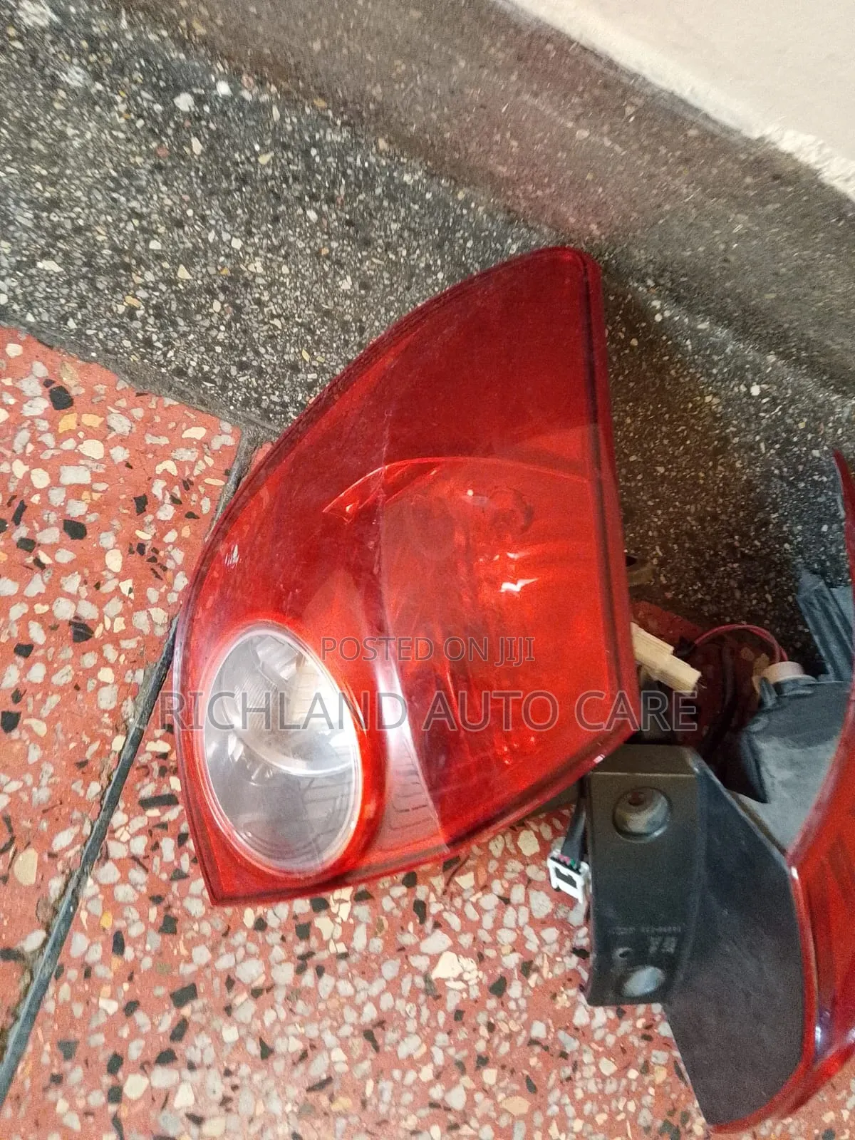 Taillights Nissan Wingroad Y12