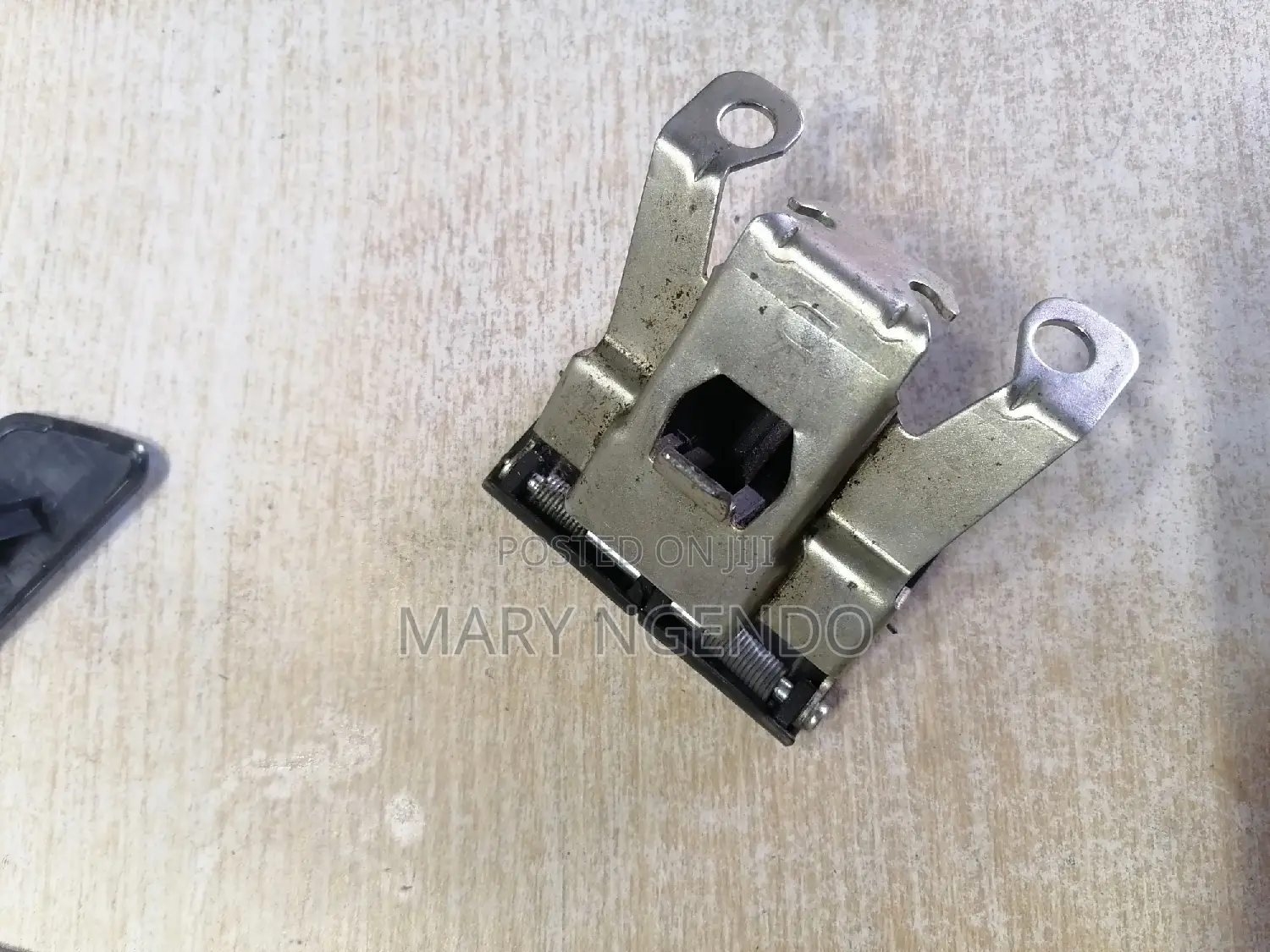 Nissan X Trail Boot and Bonnet Opener