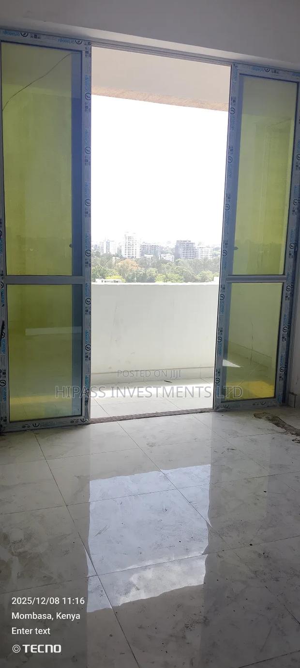 3bdrm Block of Flats in Tudor for rent