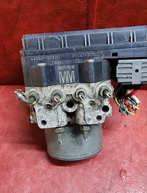 Abs Pump Toyota Crown