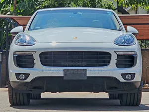 Porsche Cayenne Platinum Edition AWD 2018 White